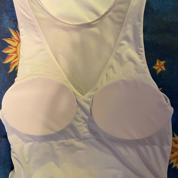 Klassy Network tank - Picture 5 of 6